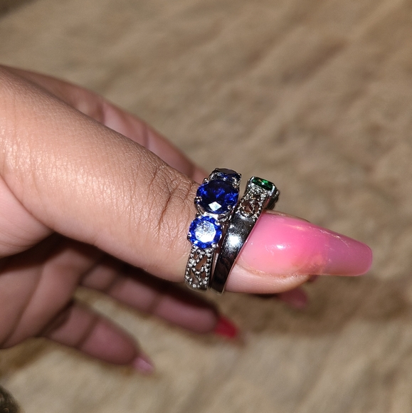 Rings - Picture 2 of 7